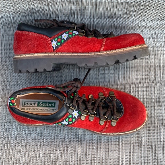 Josef Seibel red floral shoes - Picture 5 of 5